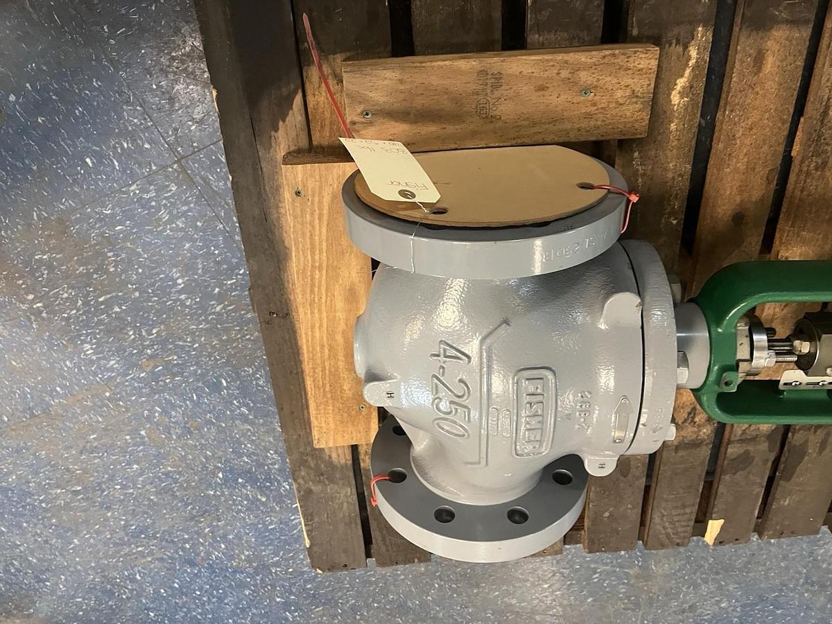FISHER,667,PNEUMATIC ACTUATOR VALVE 4" CLASS 250