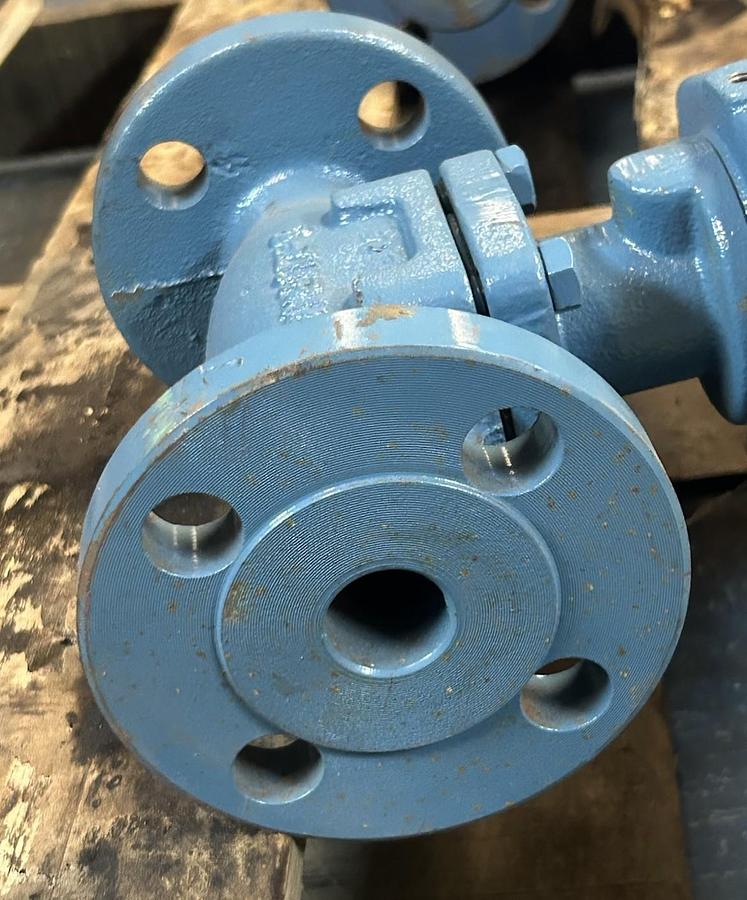 Used DEZURIK,851403-1D20-2J6-19-PDEL-AAA-0000,ELECTRO-PNEUMATIC ACTUATOR VALVE 1"
