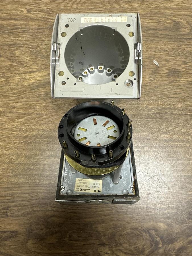 Used Eagle Signal,HG105A6,Flexopulse 30 Minute Timer