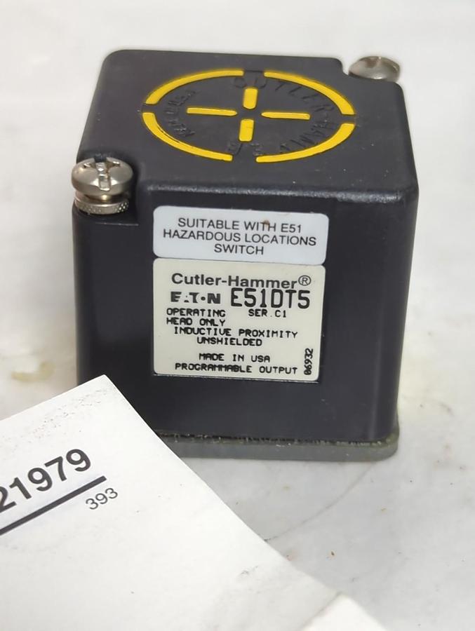 CUTLER HAMMER,E51DT5,SERIES C INDUCTIVE TOP SENSING PROX HEAD NOS