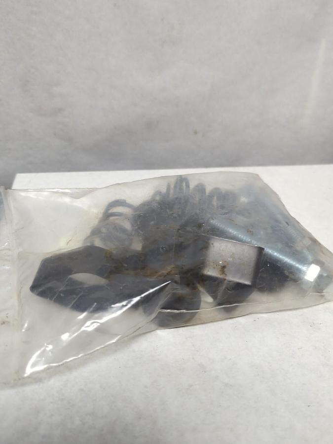 COPELAND,527-0006-00,MOUNTING KIT NEW