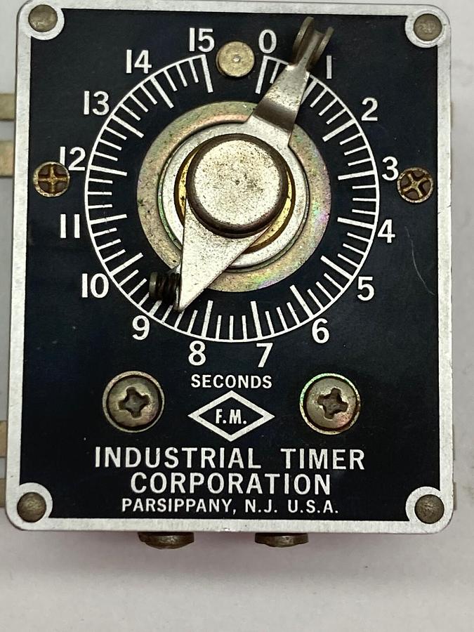 ITC,SF-15S,Industrial Timer 115V 6 Cycles 5 Watts