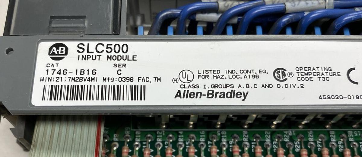 Used Allen-Bradley,1746-IB16,Series C SLC500 Input Module