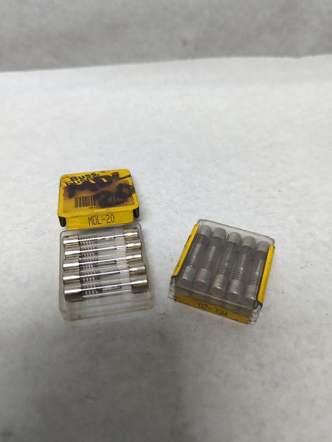 COOPER BUSSMANN,MDL-20,CARTRIDGE FUSE 20 AMP LOT OF 10 NOS