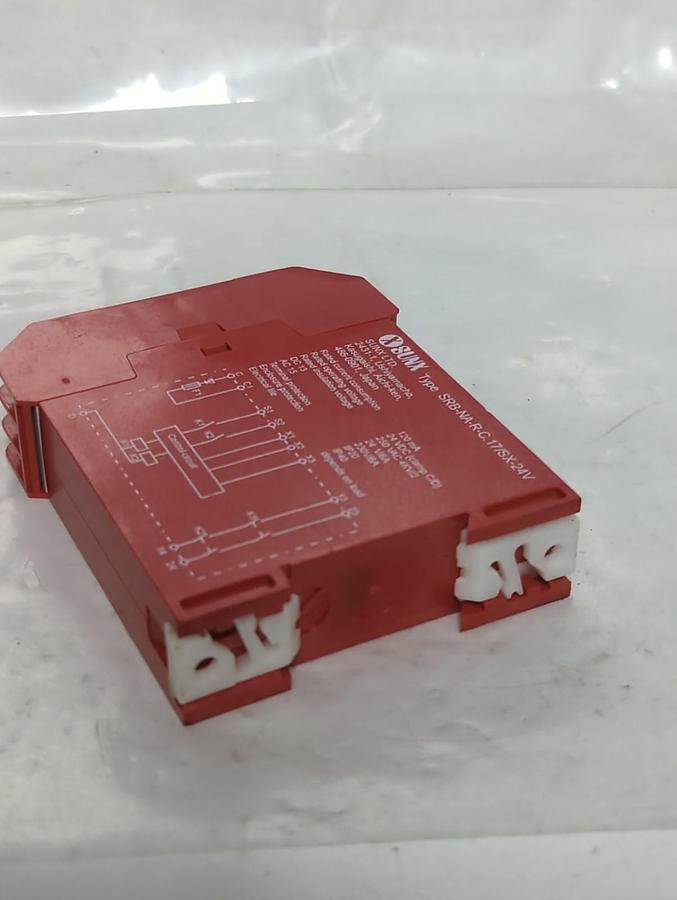 Used SUNX,SRB-NA-R-C.17/SX-24V.SAFETY RELAY PRE-OWNED