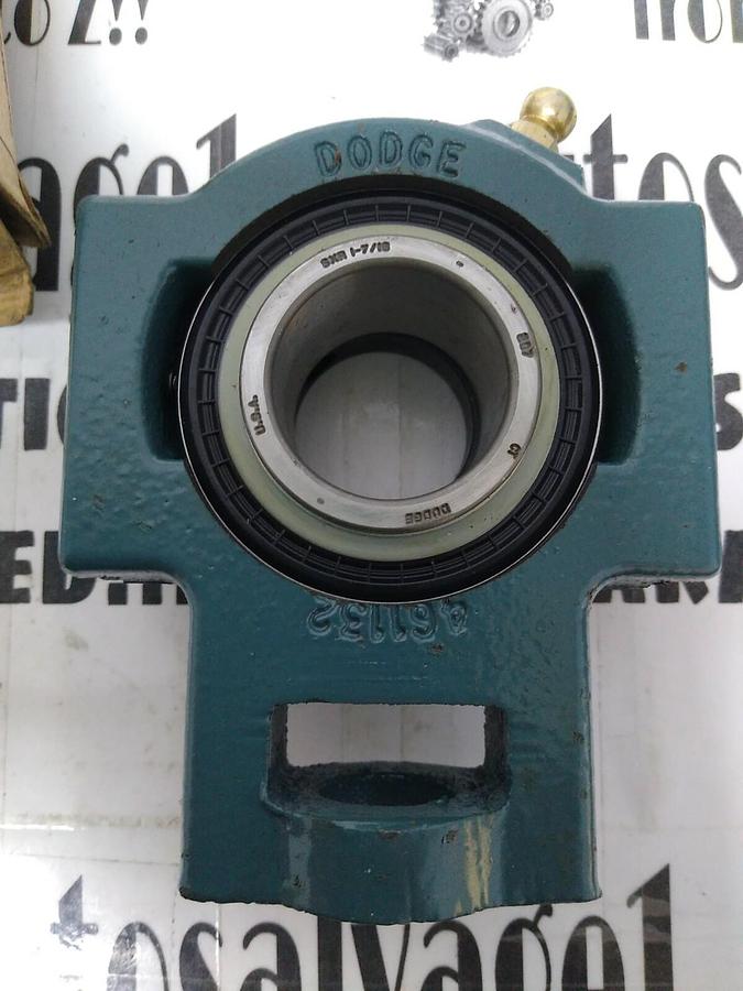 Dodge,131216 WSTU-SXR-107,Take Up Ball Bearing Unit-Side Mount 1-7/16 INCH NOS