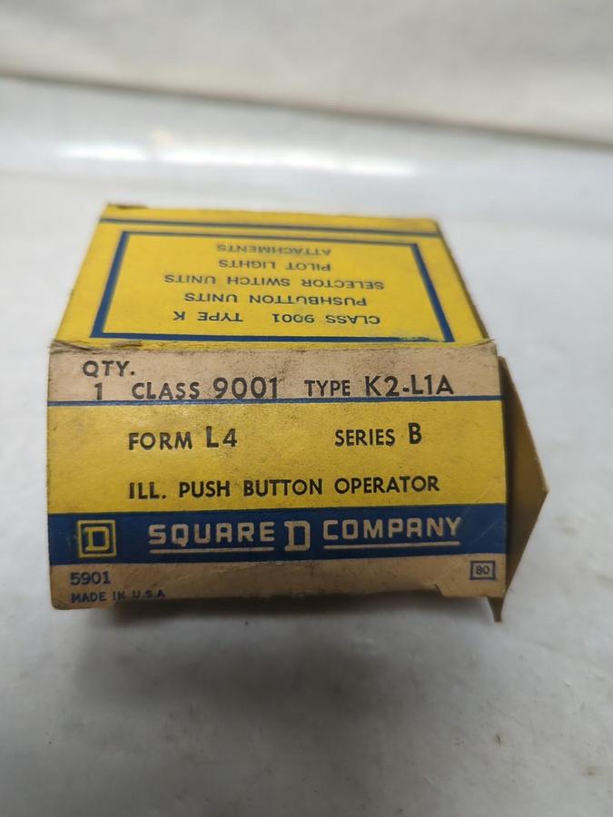SQUARE D,9001 K2-L1A,ILLUMINATED PUSH BUTTON AMBER NOS