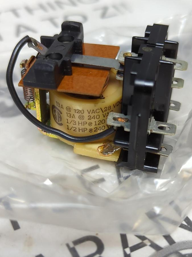 MAGNECRAFT,W388AX-4,RELAY 13 AMP 120V 50/60HZ NOS