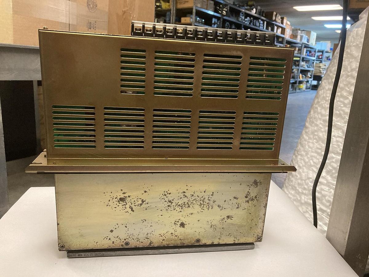 Used Yaskawa,CACR-IR30SFB,3-Phase ServoPack Servo Drive 230V