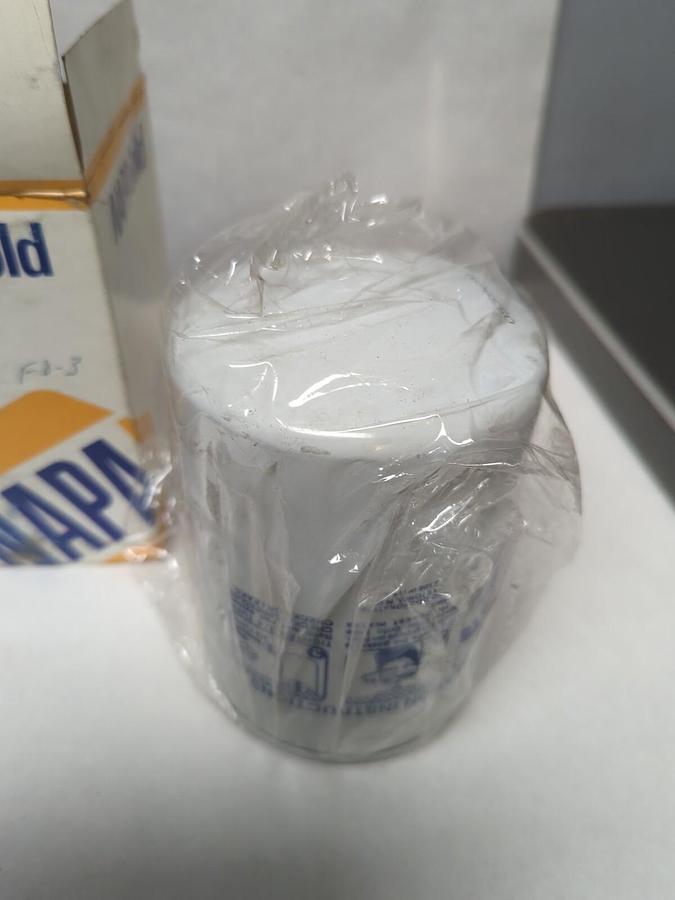 NAPA GOLD,1664,HYDRAULIC OIL FILTER NOS