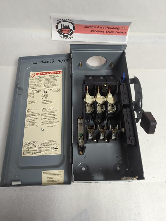 Used SQUARE D,D322NRB,DISCONNECT SWITCH 3-POLE 60 AMP 250 VAC PRE-OWNED