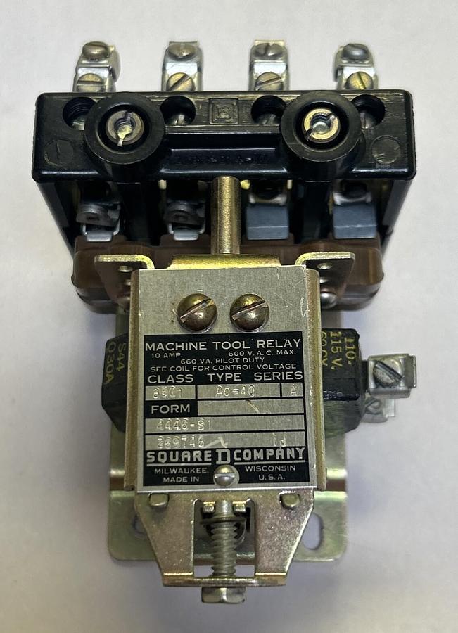 Used SQUARE D,8501A0-40,MACHINE TOOL RELAY 10A 600V