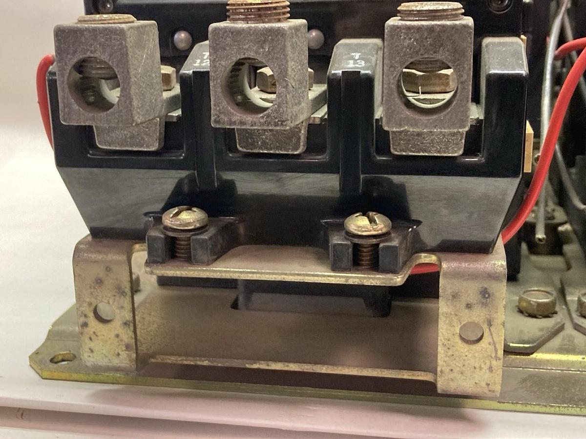 Used Allen-Bradley,520E-EOD,Nema Size 4 2-Speed Winding Starter