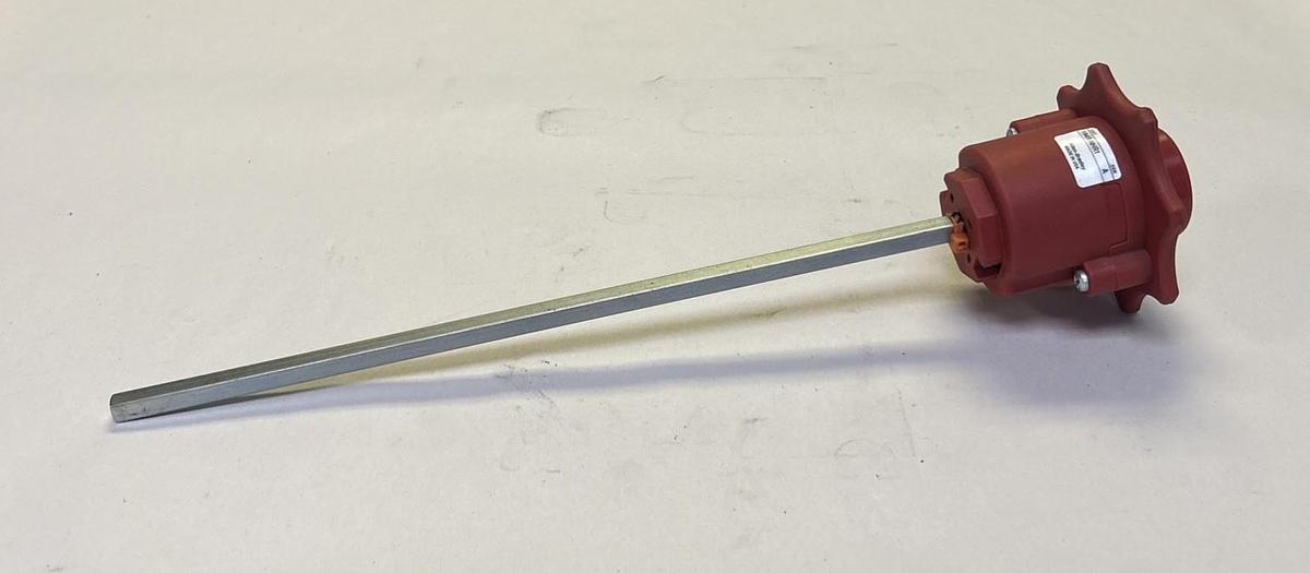 Used ALLEN BRADLEY,194R-NHR1,DISCONNECT SWITCH HANDLE