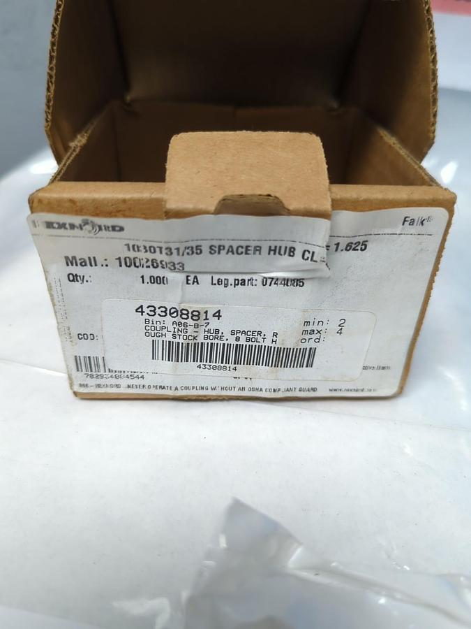 REXNORD,1030T 31/35,SPACER HUB 1.625 NOS