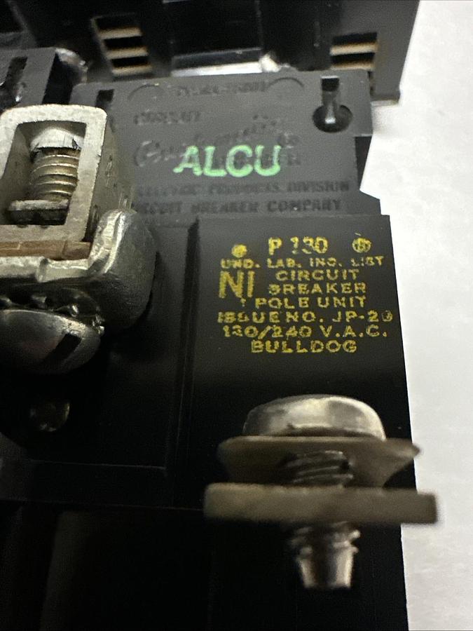 Used Bulldog Electric,P130,Pushmatic 30 Amp 1 Pole Circuit Breaker  LOT of 11