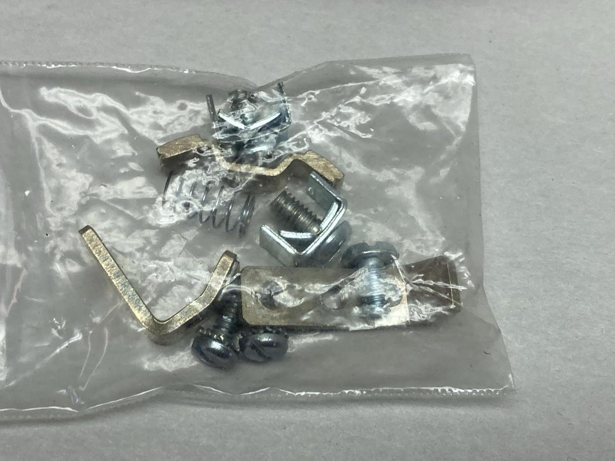 Allen-Bradley,Z-34037,1-Pole Contact Kit Size 0