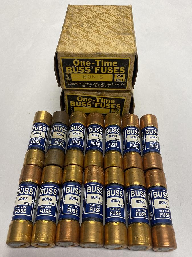 Bussmann,NON 5,ONE TIME 5 AMP Fuse Lot Of 14 NOS
