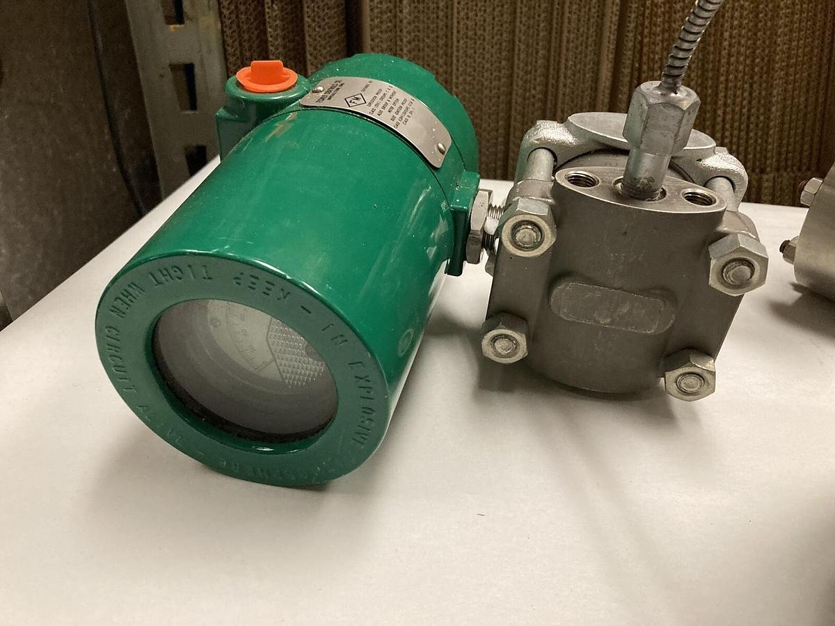 Fisher,1151GP7E22M1,Rosemount Transmitter