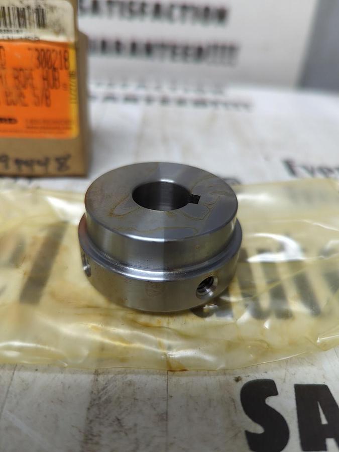REXNORD,7300218,2SHSB STD STRAIGHT BORE HUB STOCK BORE 5/8 INCH NOS