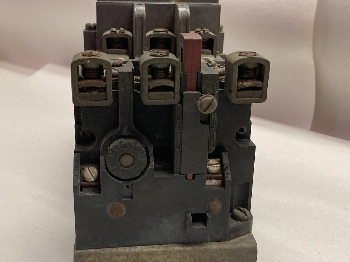 Used Dressar,314344-21,Size 2 Contactor 110V 50A