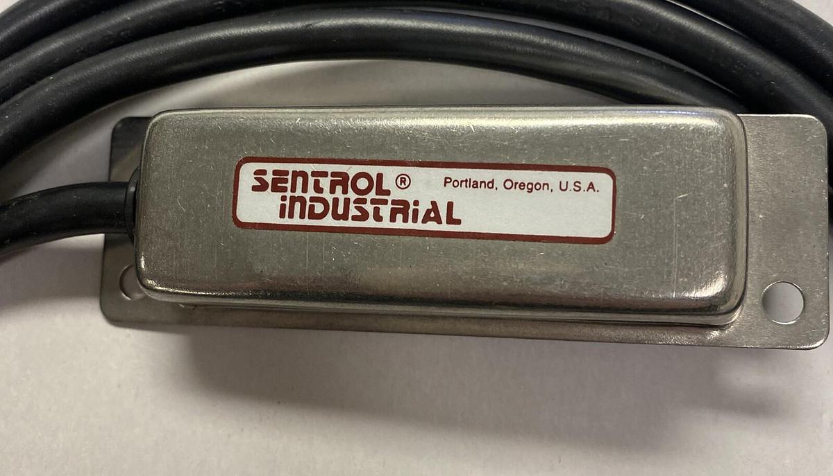 SENTROL INDUSTRIAL,391-CT-12K,SAFETY SWITCH NEW NO BOX