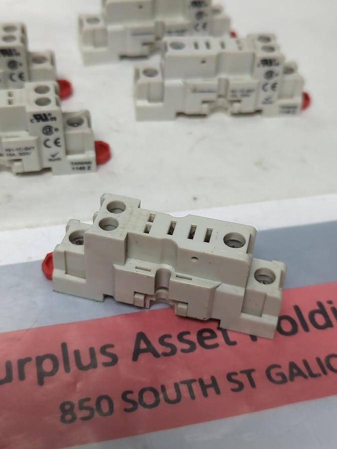 Used AUTOMATION DIRECT,781-1C-SKT,SOCKETBRELAY 15AMP 300VOLT LOT OF 6 PRE-OWNED