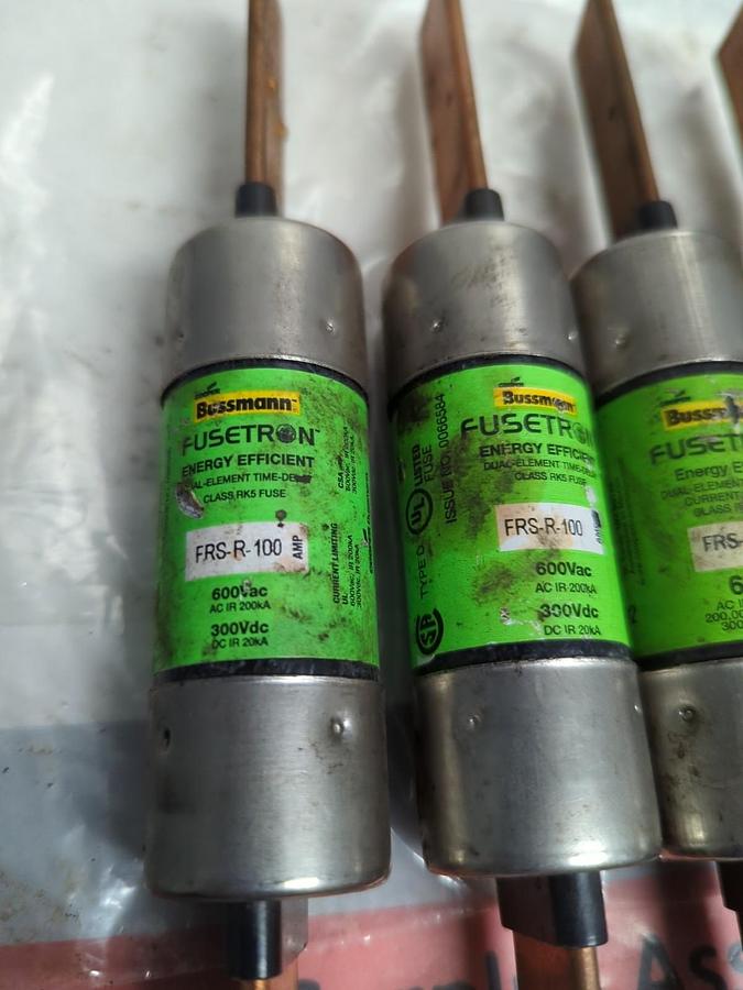 Used COOPER BUSSMANN,FRS-R-100,FUSETRON 100 AMP FUSE LOT OF 4 PRE-OWNED
