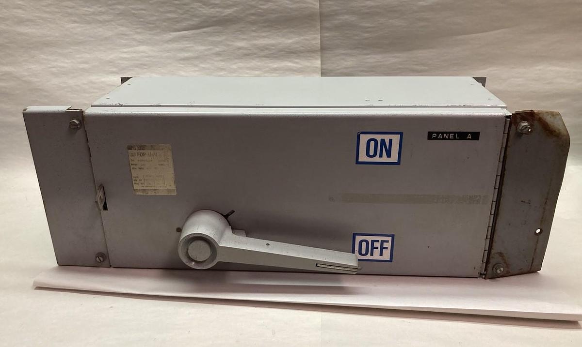 Used Westinghouse,FDPS364R,3-Pole Switch Busway Plug 200A 600V