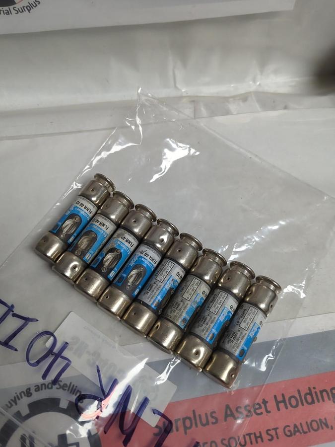 Used LITTELFUSE,FLNR-40ID,INDICATOR 40 AMP FUSE LOT OF 8 PRE-OWNED