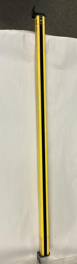 Used STI,MS4336BX,Mini Safe-B Light Curtain 36 INCH Transmitter