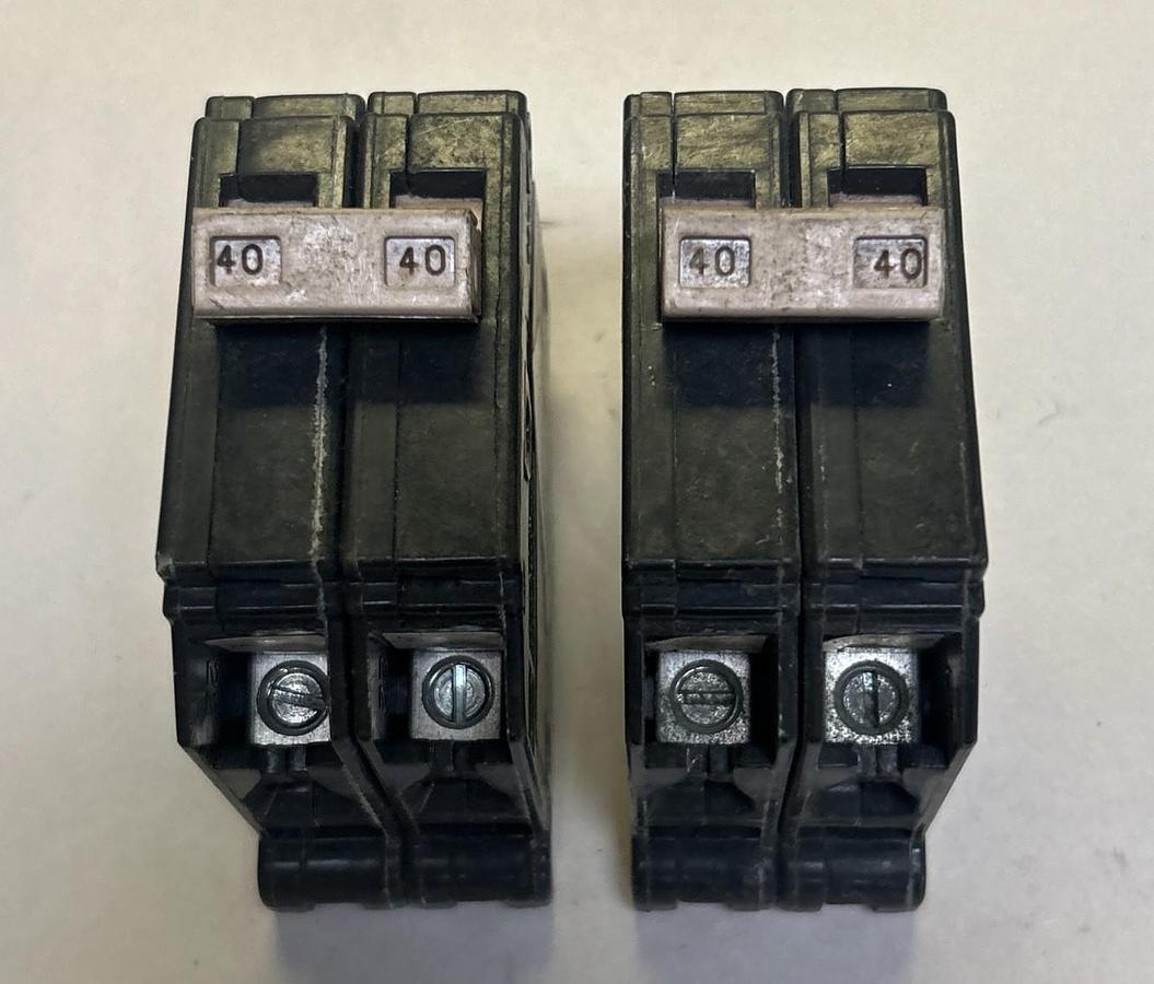 Used CUTLER-HAMMER,CH240,CIRCUIT BREAKER 40A 120/240V 2P LOT OF 2