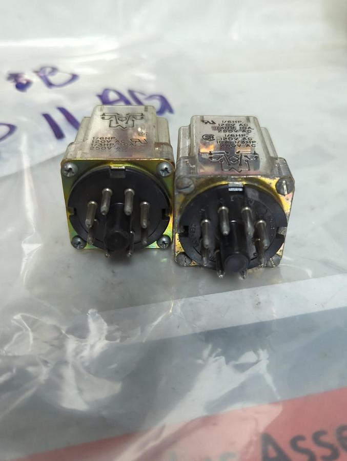 Used P&B,KRP11AG,PLUG IN RELAY 8-PIN LOT OF 2 PRE-OWNED