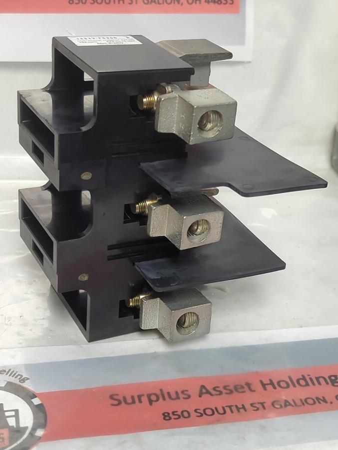 Used ALLEN BRADLEY,1494V-FS200,FUSE BLOCK 3-POLE 200AMP 600V PRE-OWNED