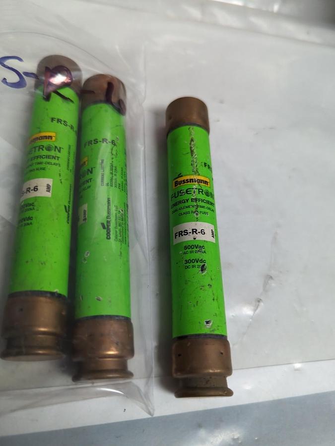 Used COOPER BUSSMANN,FRS-R-6,FUSETRON FUSE 6 AMP LOT OF 3 PRE-OWNED