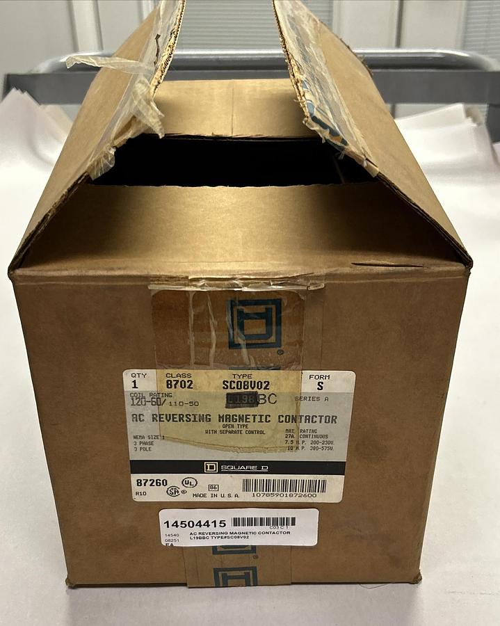 Used SQUARE D,8702SCO8V02S,AC REVERSING MAGNETIC CONTACTOR SIZE 1 NEW