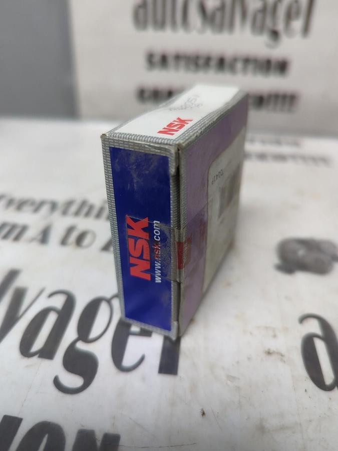 NSK,HR33205J,ROLLER BEARING 25 X 52 X 22 MM