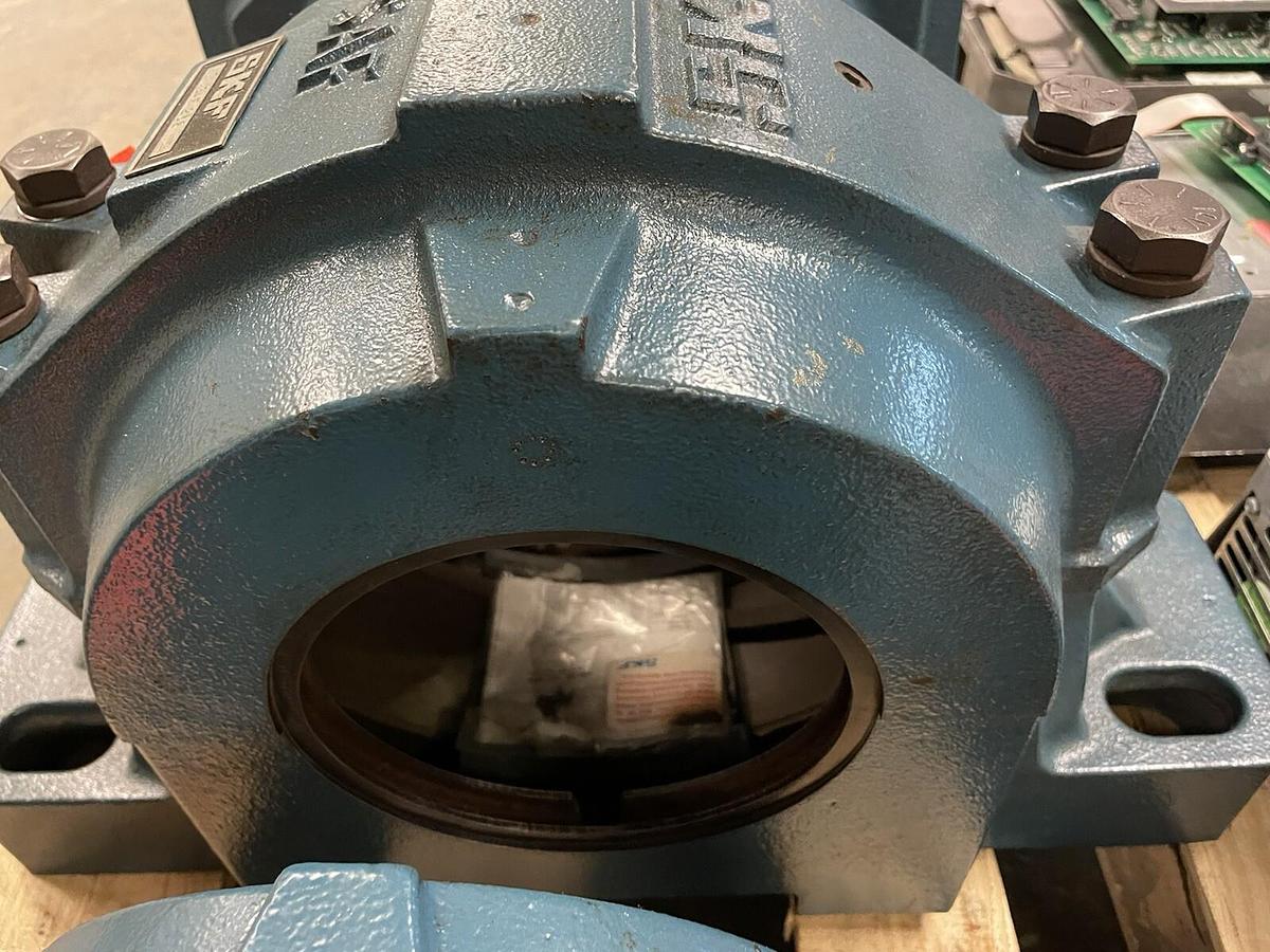 SKF,SAF-232,PILLOW BLOCK BEARING HOUSING