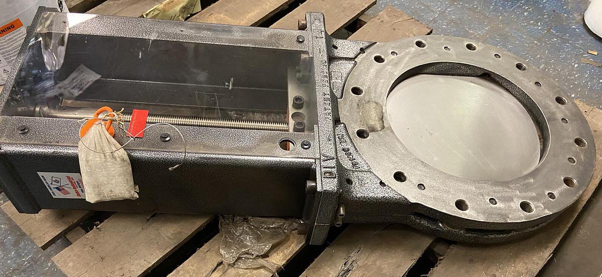 Delta Industrial,150-14-NR-E2-HW,14IN Knife Gate Valve 150PSI Body NR Viton Seal