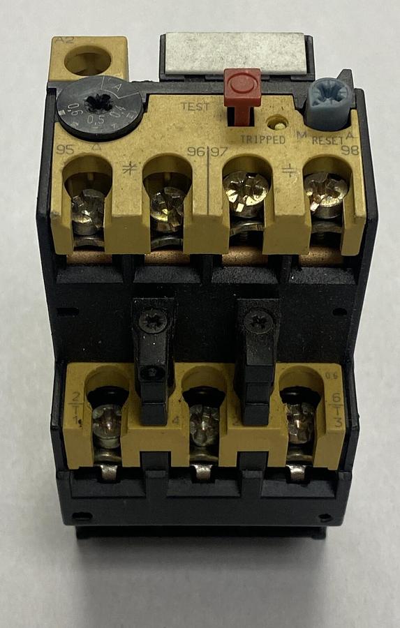 Allen Bradley,193-BSA70,Ser B Overload Relay NOS