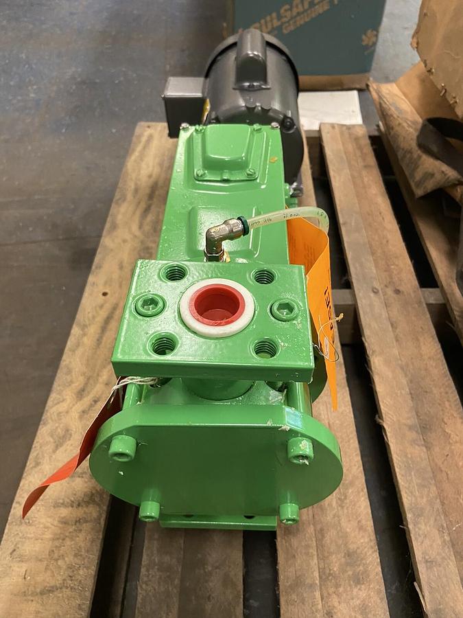 Used Pulsafeeder,880-S-E,Diaphragm Metering Pump 1464 GPD Piston Dia 1.750in Ratio 10