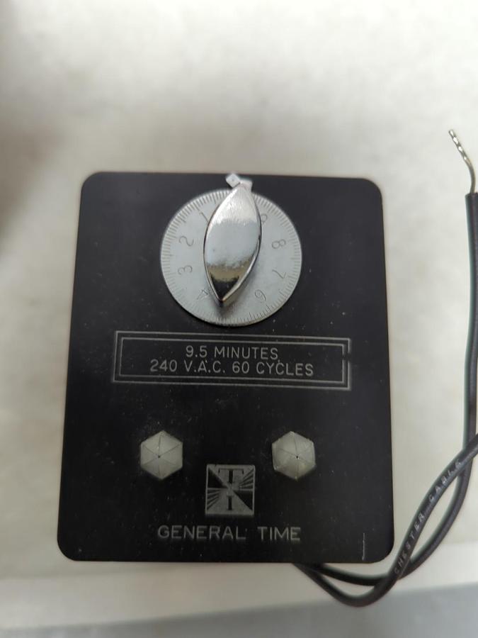 GENERAL TIME,DA11-034,DELAY TIMER RANGE 9.5 MIN 20A 125/250VAC NOS