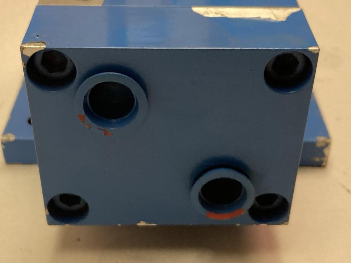 Used Fives North American,H1013M-059-086,Valve