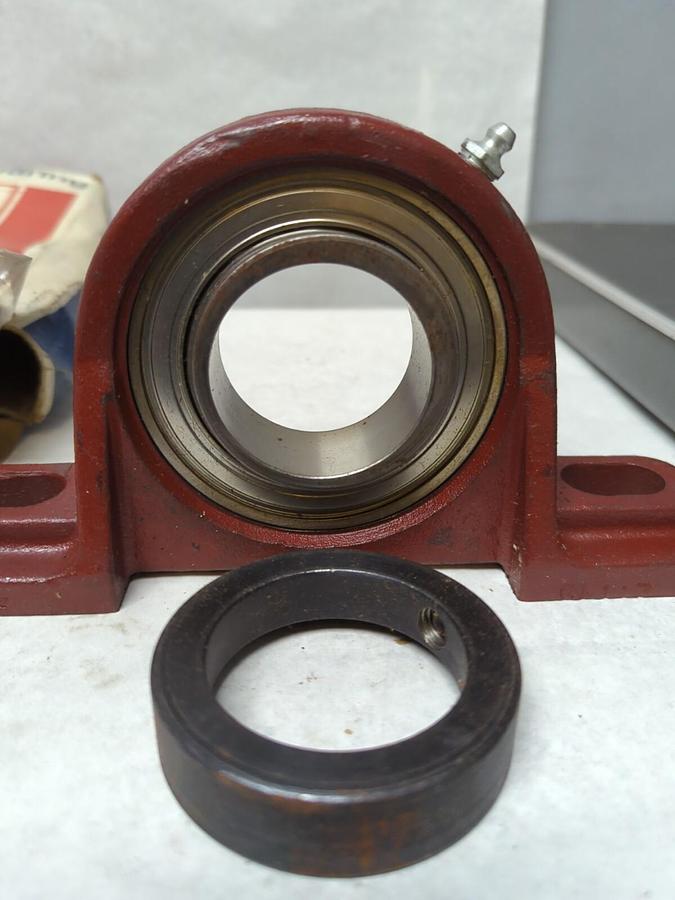 NDH DELCO,RPE 1-15/16,PILLOW BLOCK BEARING 1-15/16 INCH BORE NOS