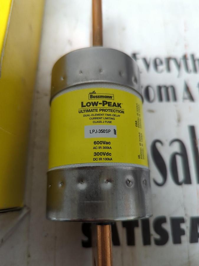 COOPER BUSSMANN,LPJ-350SP,LOW-PEAK350 AMP CLASS J TIME DELAY FUSE NOS
