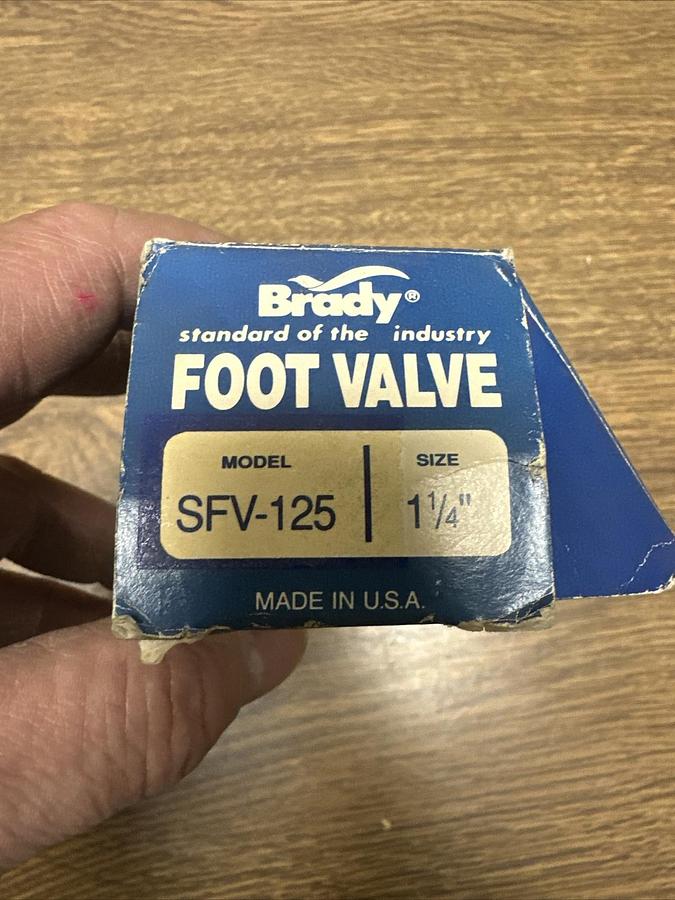 Brady,SFV-125,Foot Valve 1-1/4"