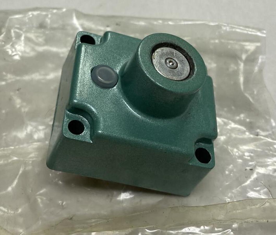 Numatics,230-235A,Solenoid Light Assembly 125VAC