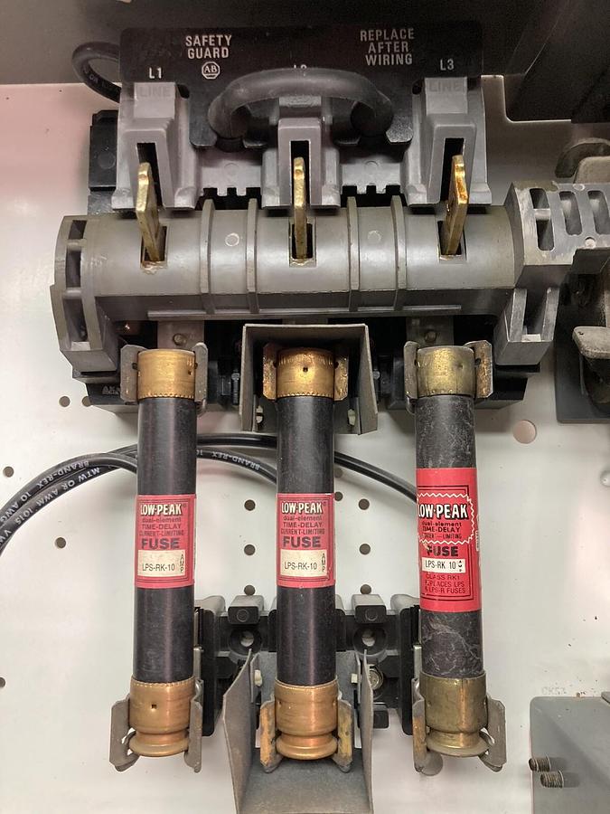 Used Allen Bradley,2100 2192F,30 Amp 12 Inch Fused MCC Disconnect Feeder Bucket