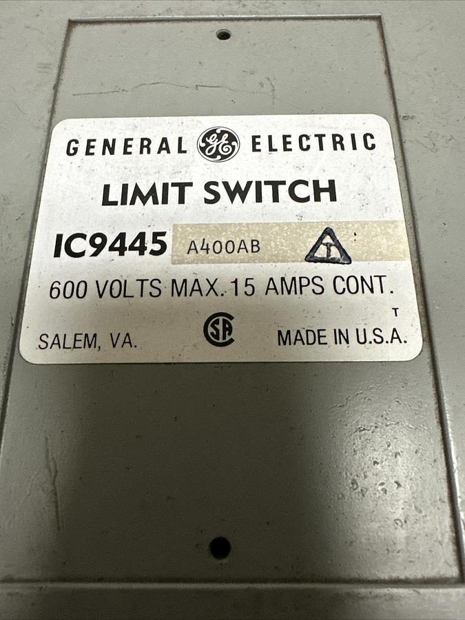 GE,IC9445 A400AB,Limit Switch 600V 15Amp