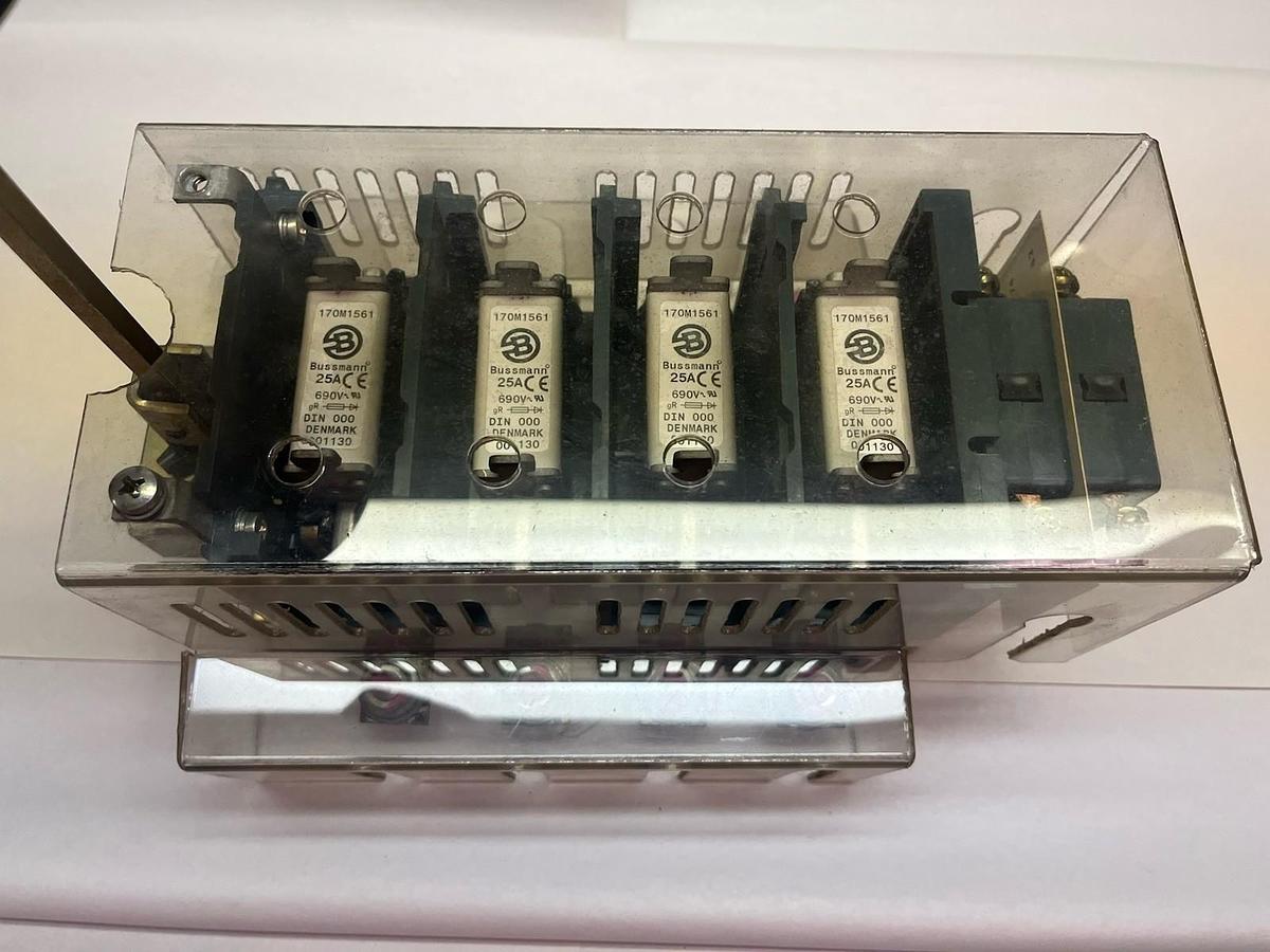 Used ABB,OESA-00F4,DISCONNECT SWITCH 125A 690V